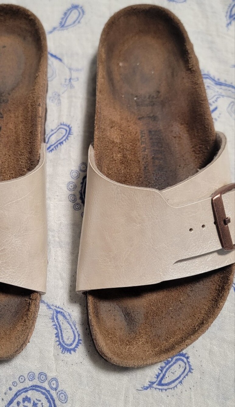 Birkenstock Women,s Beige Single-Band Slide Sandals
